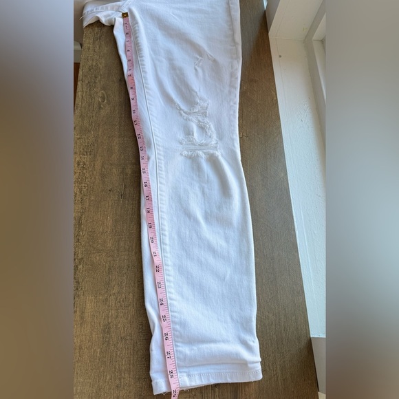 Judy Blue White Jeans Destroyed Boyfriend Sz 3/26 Mid Rise - Picture 7 of 8